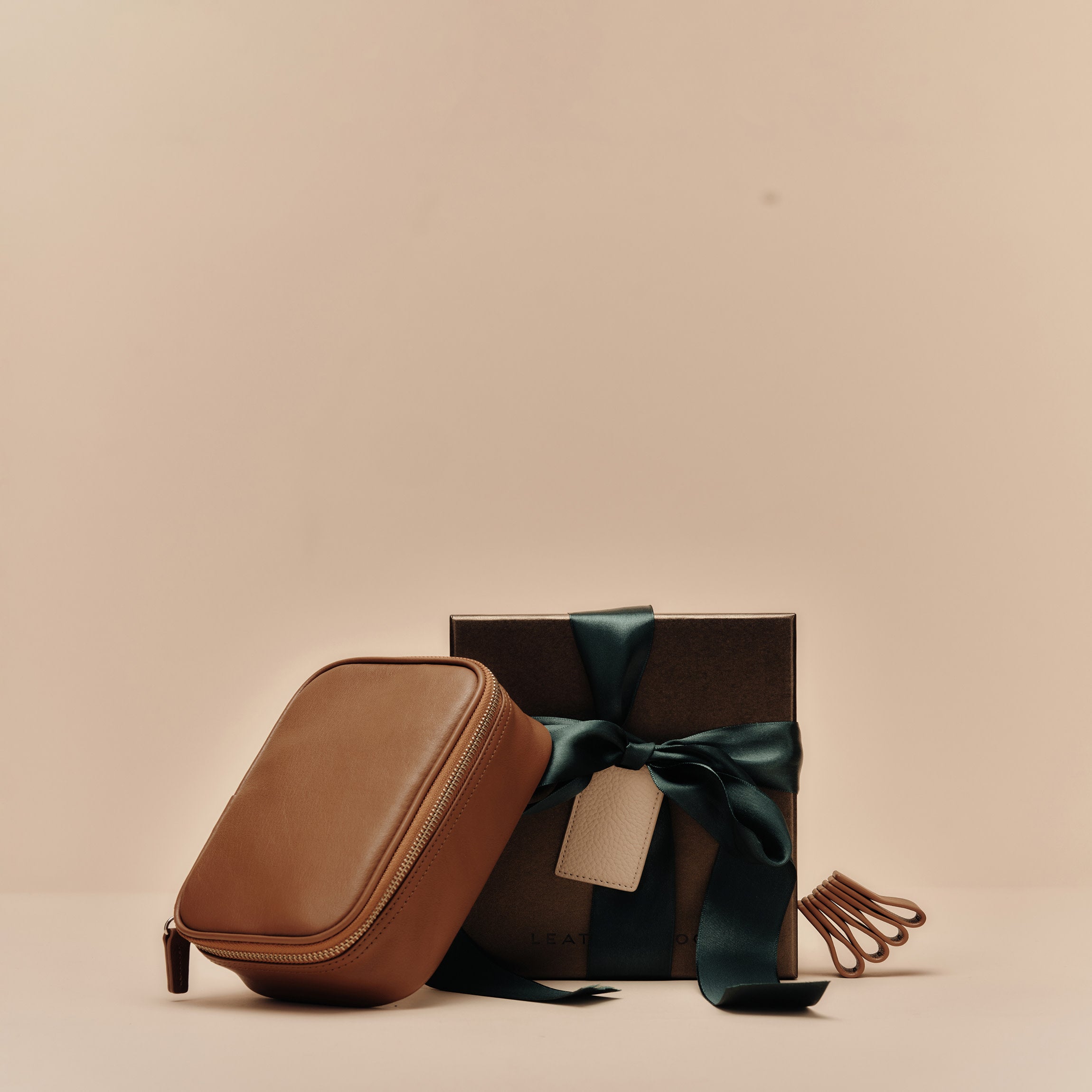 Tech Gift Set | Full grain leather, curated tech essentials