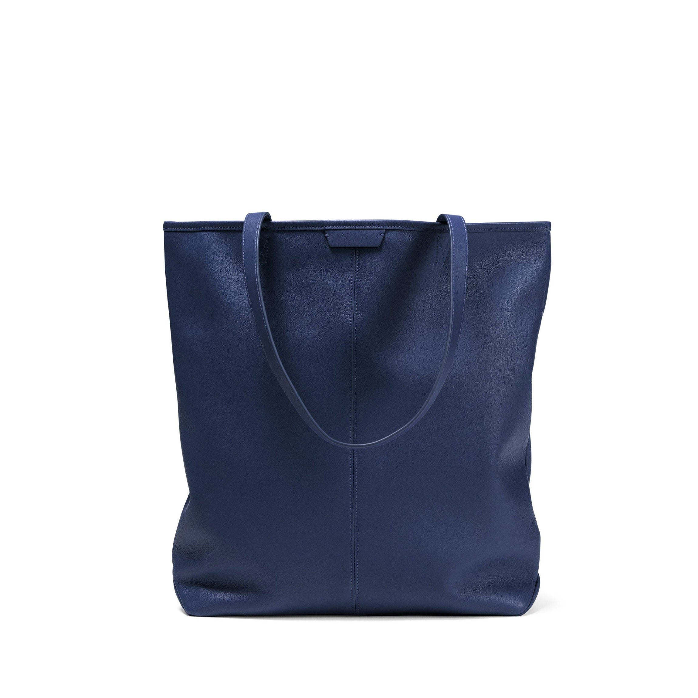 BRIEFING × UA × Begin THE TOTE NAVY Uptown Vertical Tote | Full grain leather, chic everyday bag