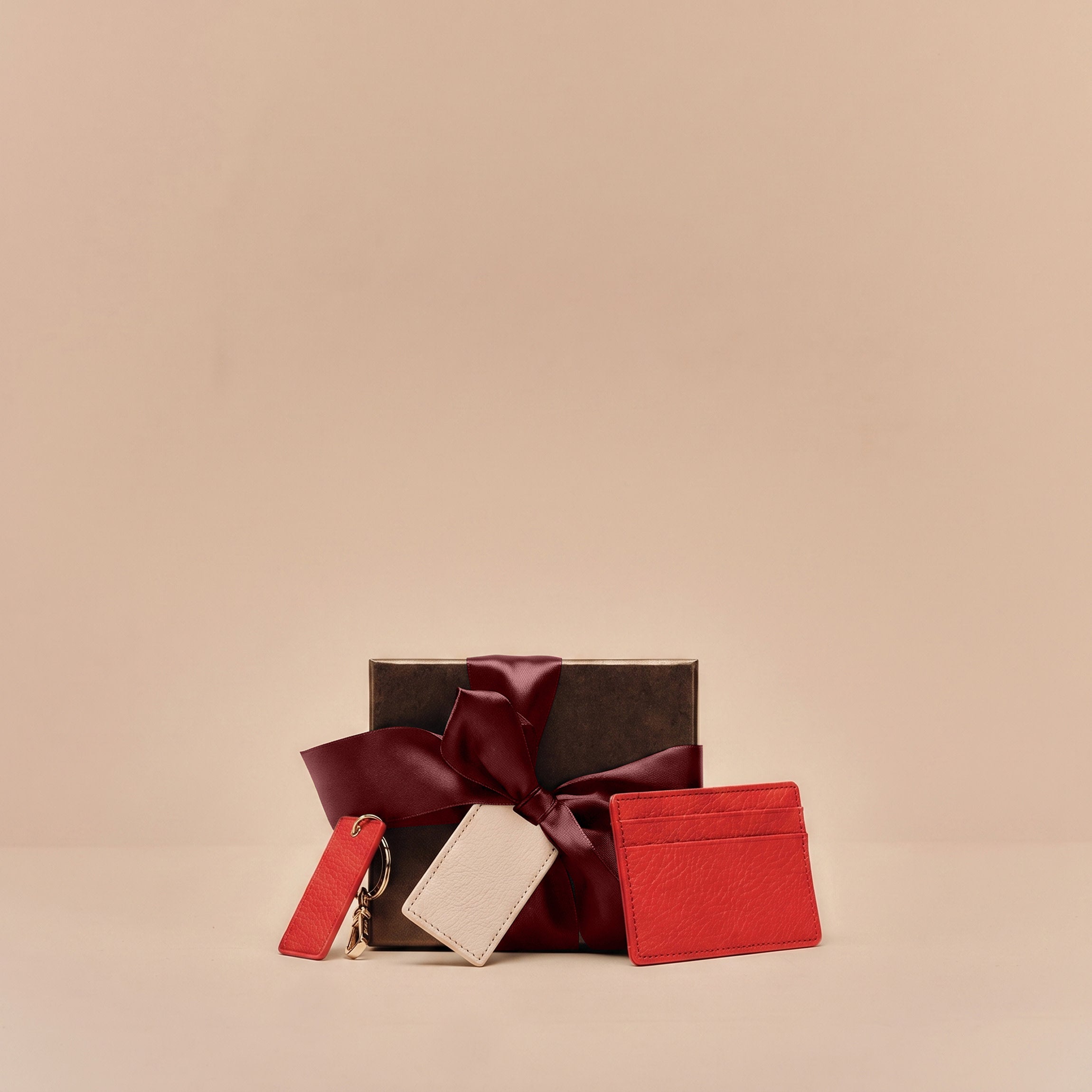 Card + Key Gift Set | Full Grain Leather, Curated Essentials
