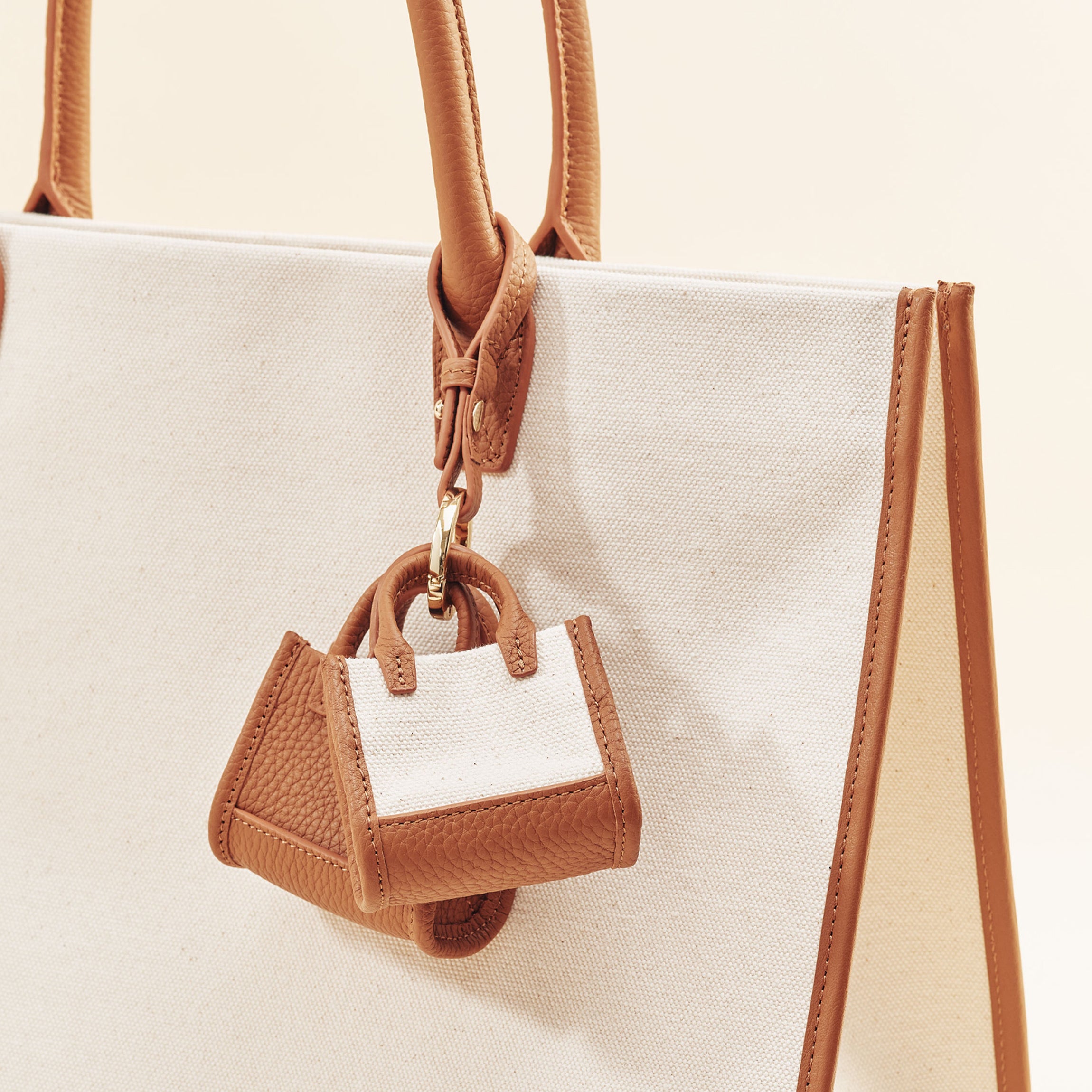 Kress Itty Bitty Bag Charm | Full-grain Leather, Playful Accent