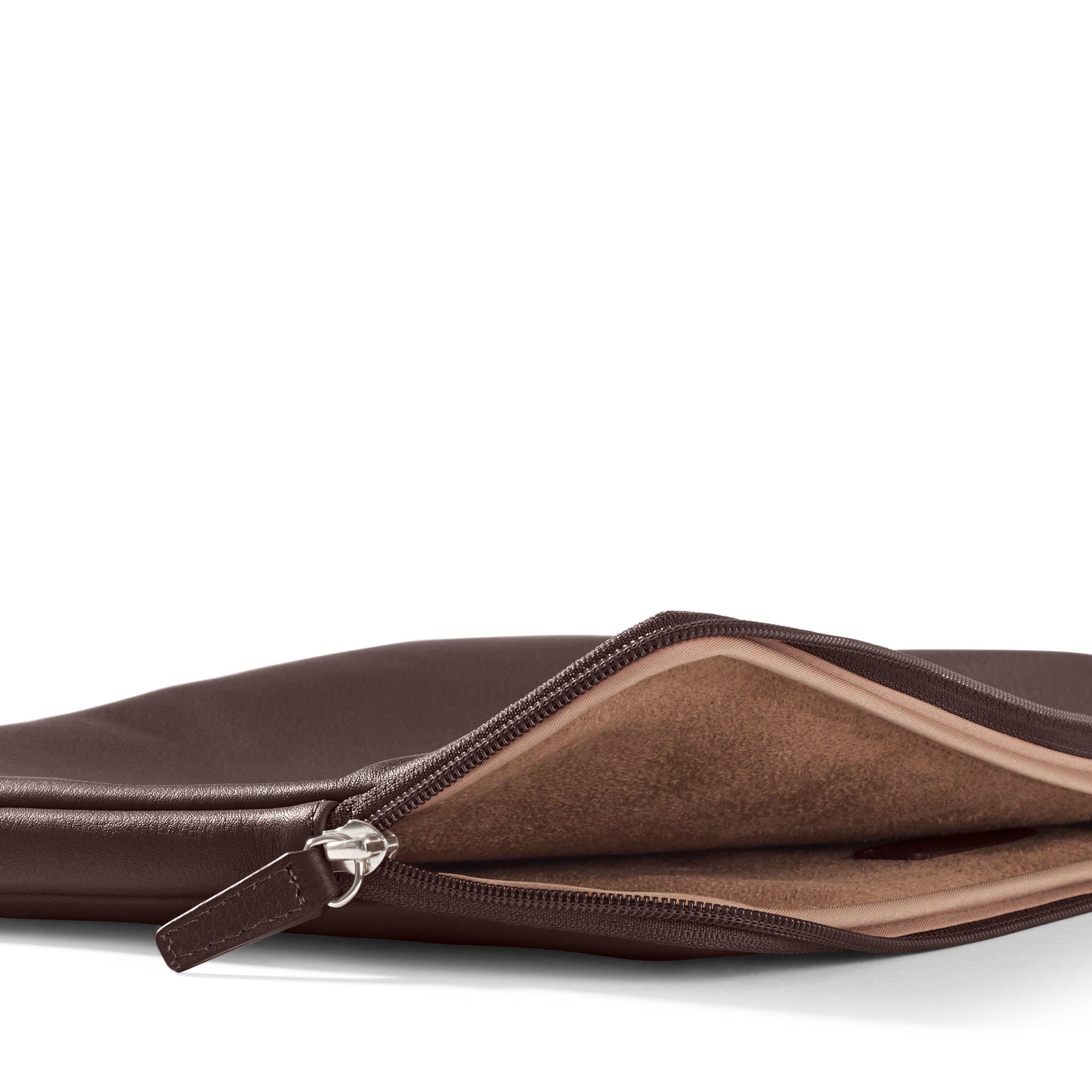 13 Inch MacBook Sleeve | Full grain leather, slim tech case