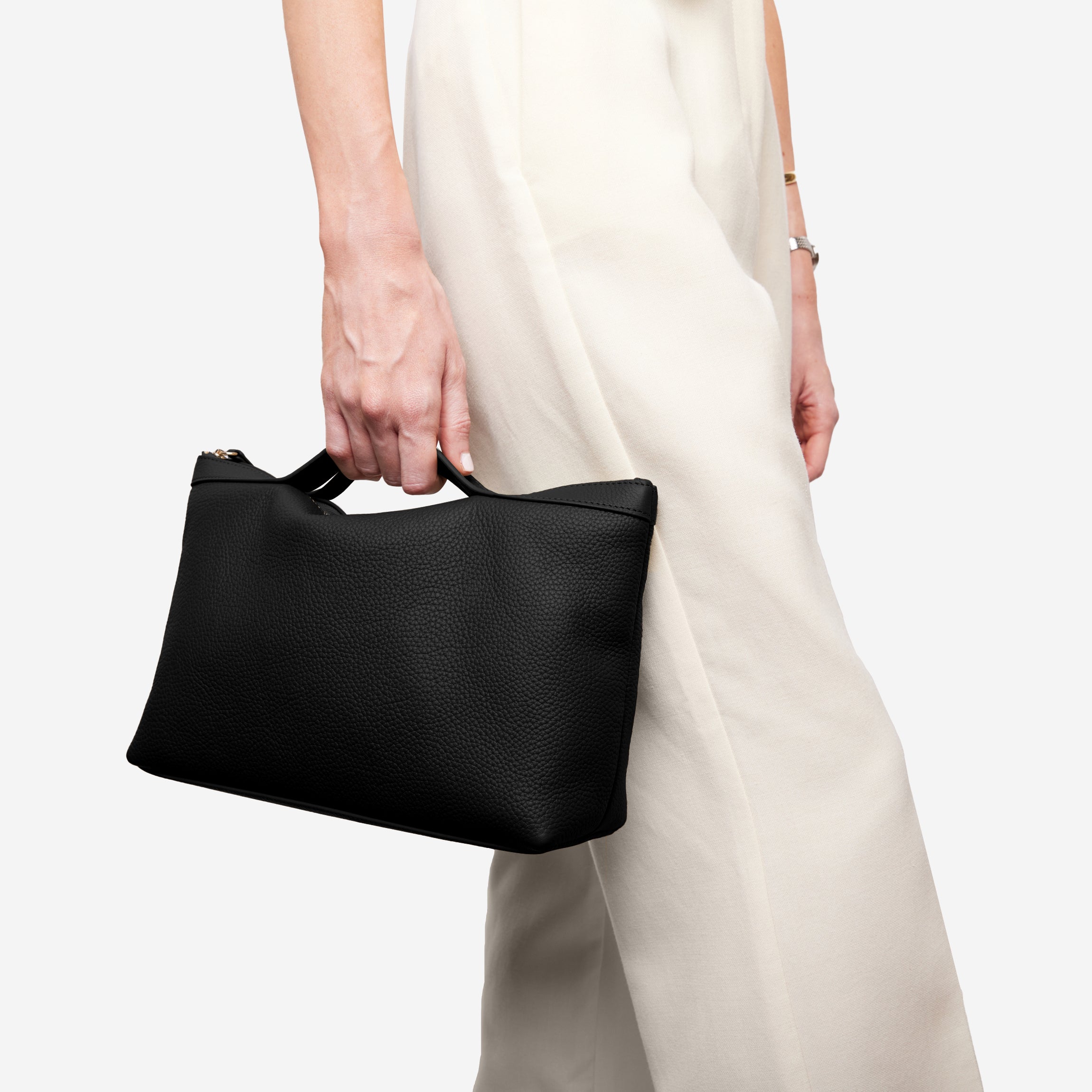 XL Accessories Pouch | Oversized travel storage, all-in-one pouch