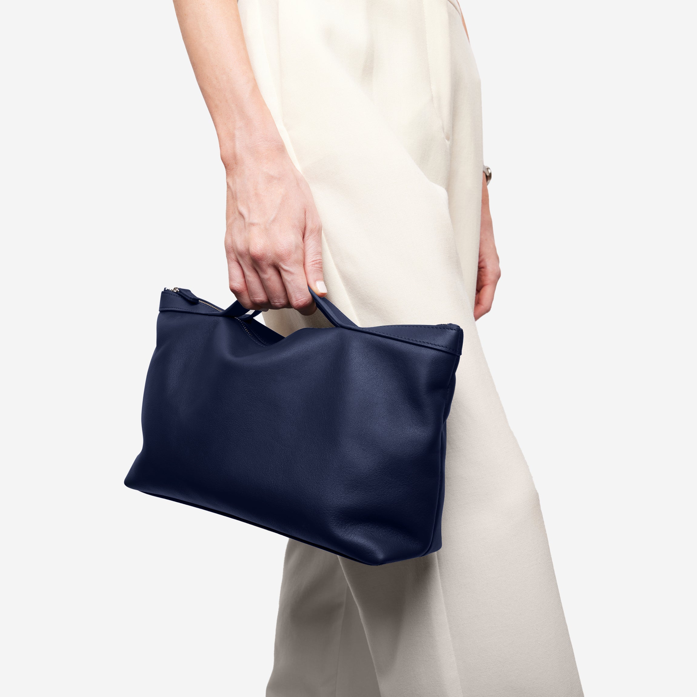 XL Accessories Pouch | Oversized travel storage, all-in-one pouch