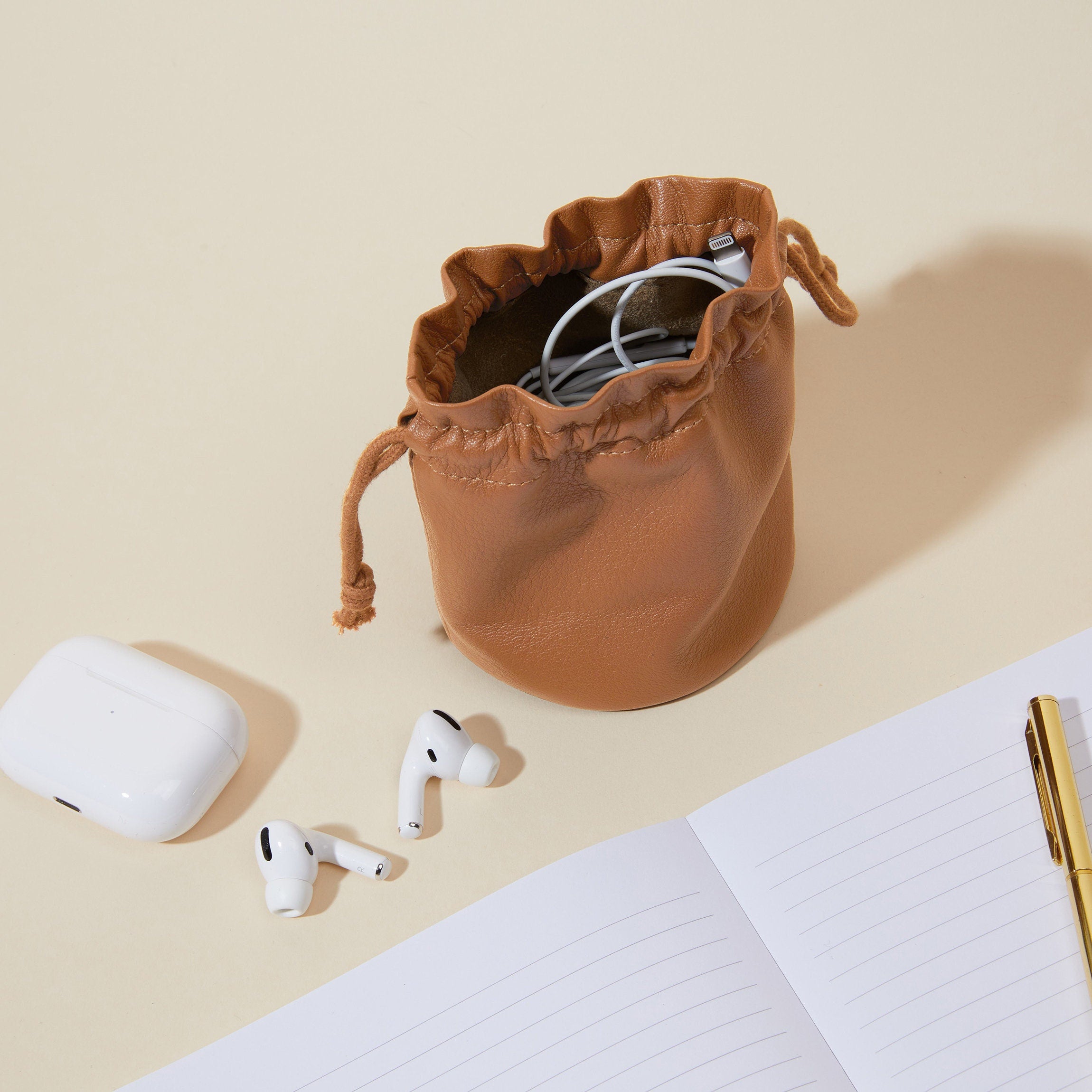 Round Drawstring Pouch | Full grain leather, compact storage