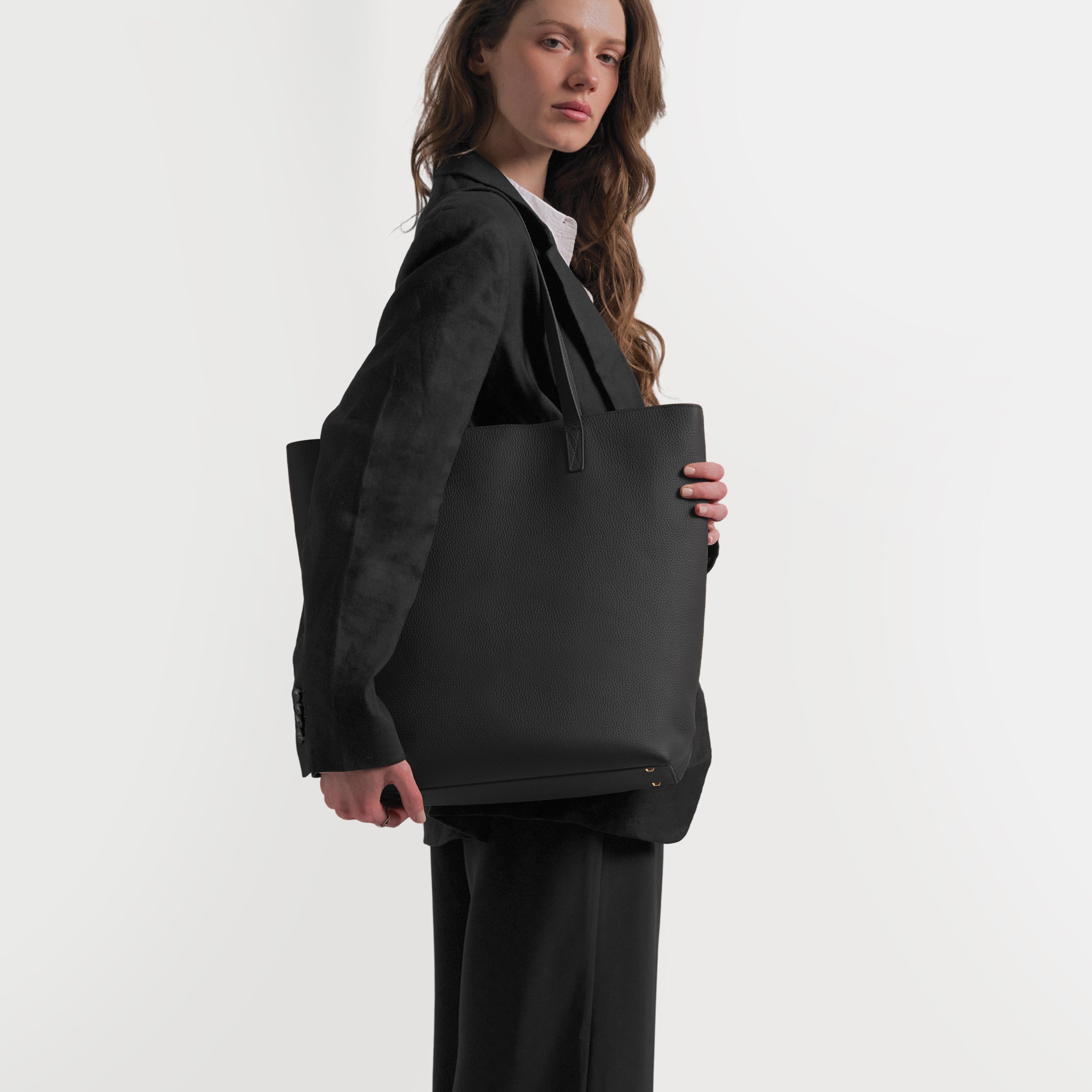 Alex Vertical Work Tote | Full grain leather, sleek and spacious