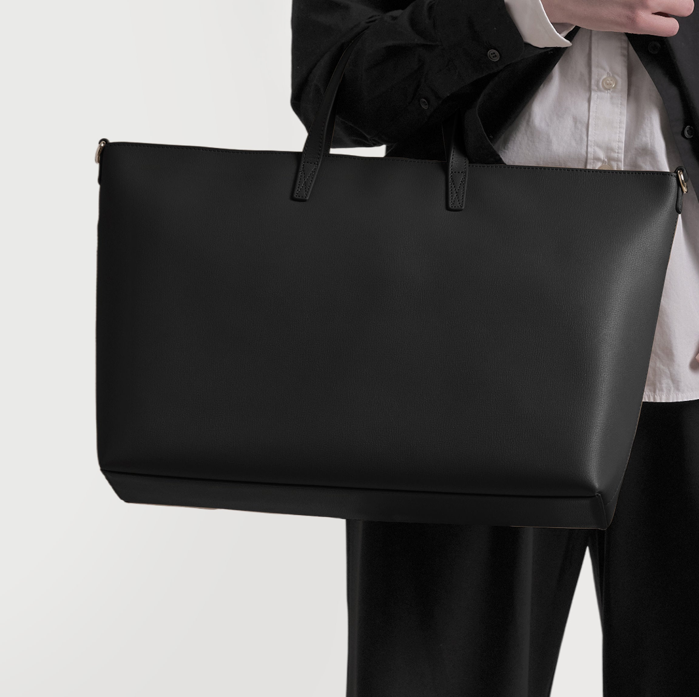 Alex Work Bag | Full grain leather, professional essential