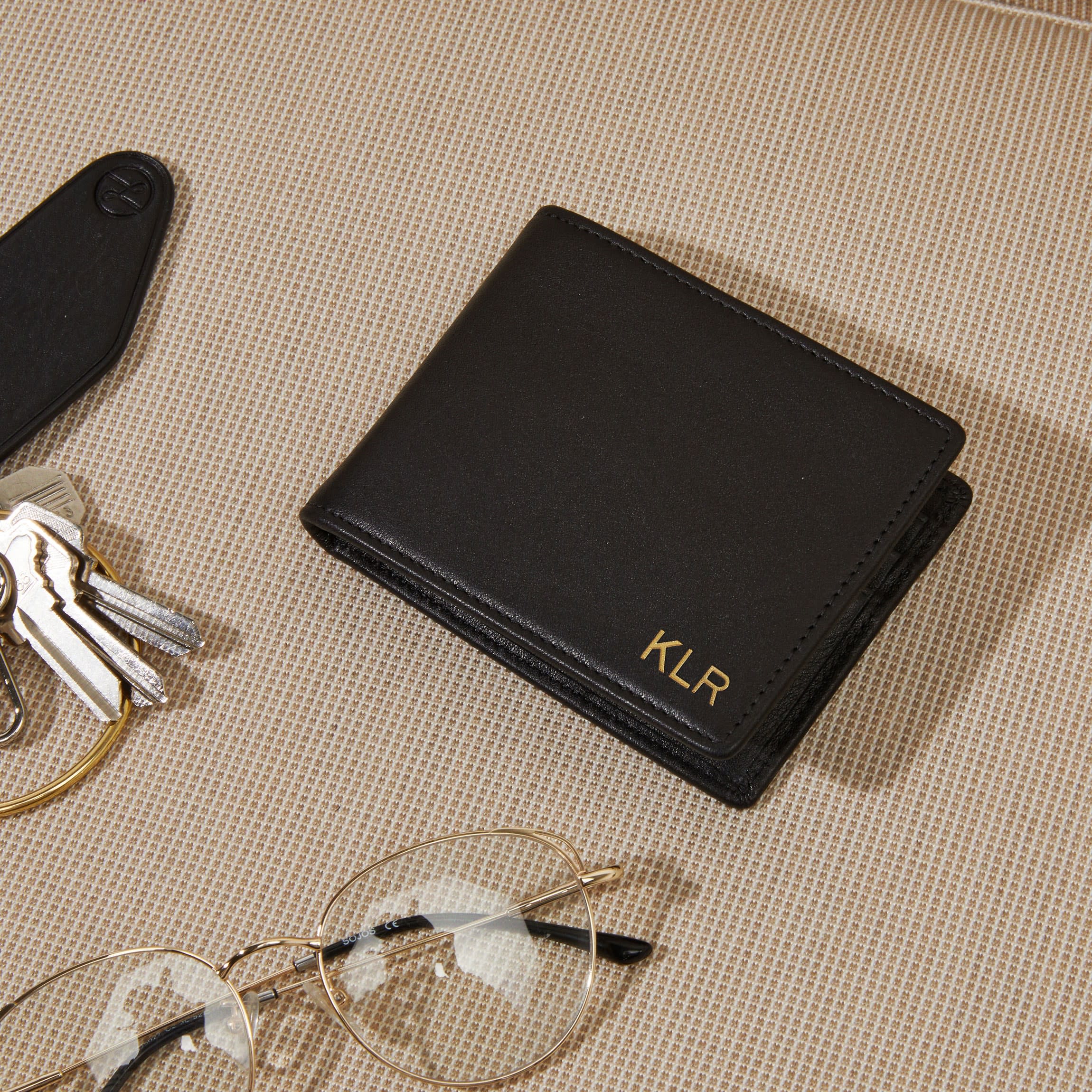 Bifold with Money Clip | Full grain leather, slim financial