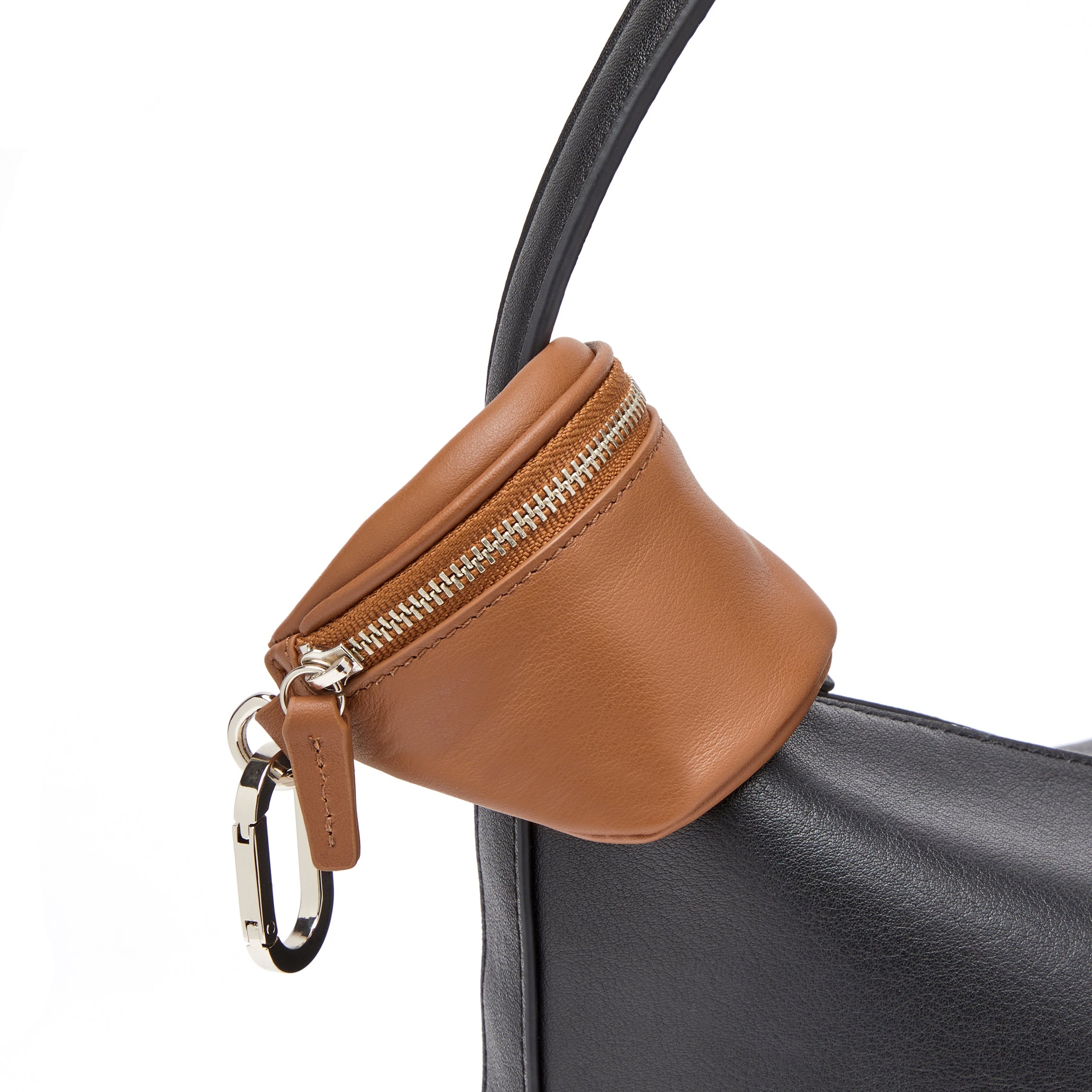 ゆかちページ STRAP POUCH Assistant Grip Pouch | Photography