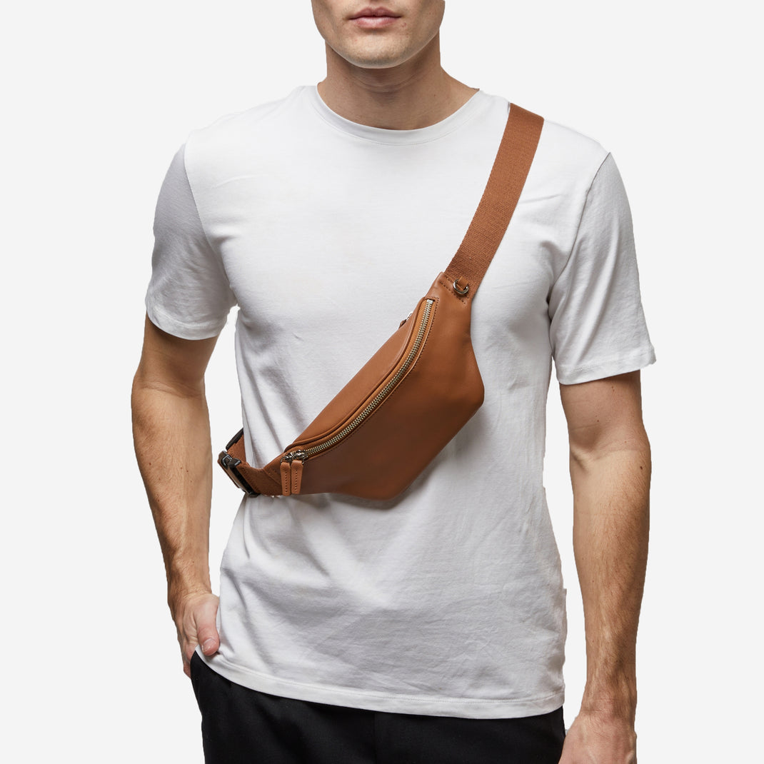 Blake-Slim-Belt-Baggrey-cognac-028-229_10