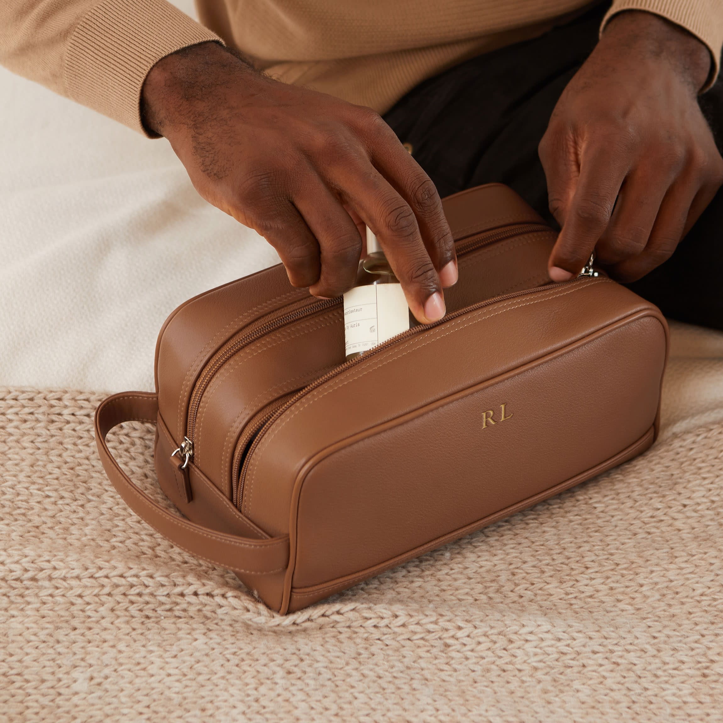 Double Zip Toiletry Bag | Full grain leather, dual compartment