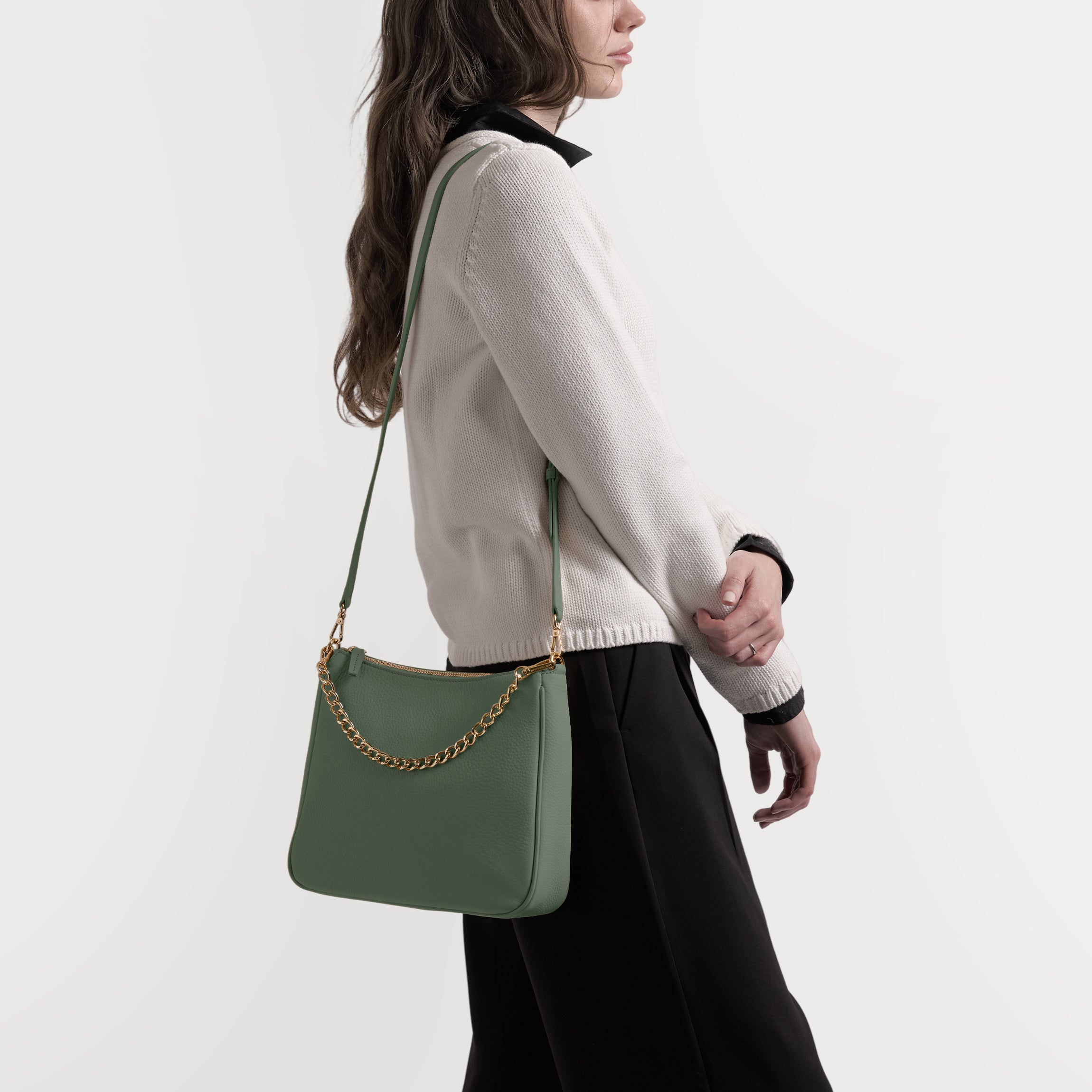 Greta Chain Medium Crossbody | Full Grain Leather, Chic And