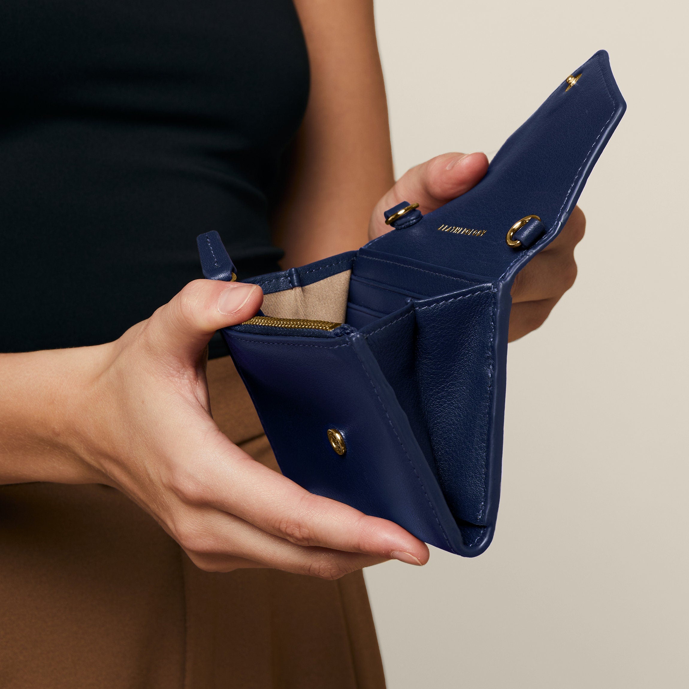 Haven Compact Wallet | Full grain leather, everyday women's wallet