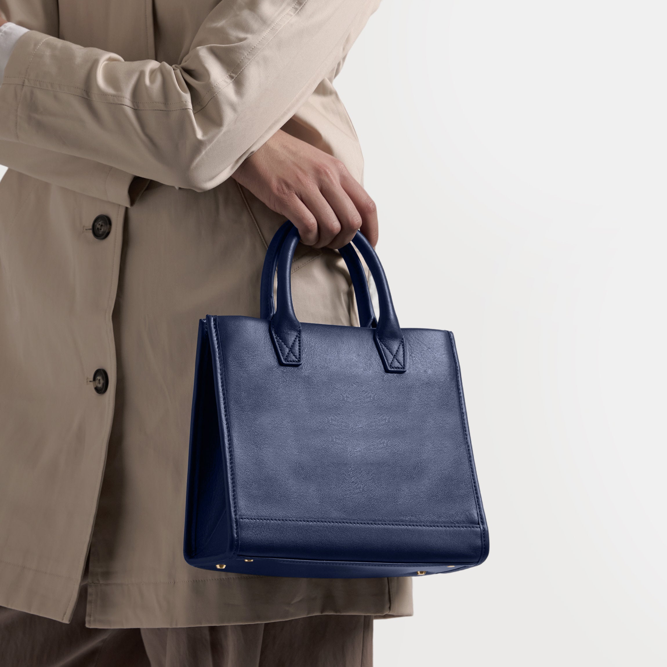 TOD'S ハンドバッグ ミニボストン カデナ レザー ネイビー Kress Mini Top Handle Bag | Full Grain Leather, Chic Structured