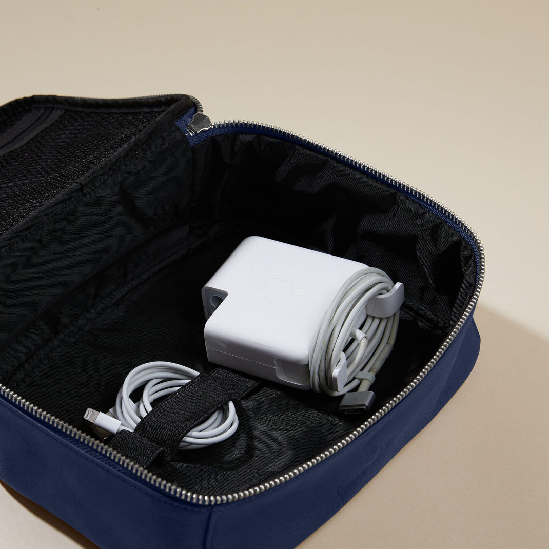 Large-Tech-Bag-Organizer-Blue-T23-375-1