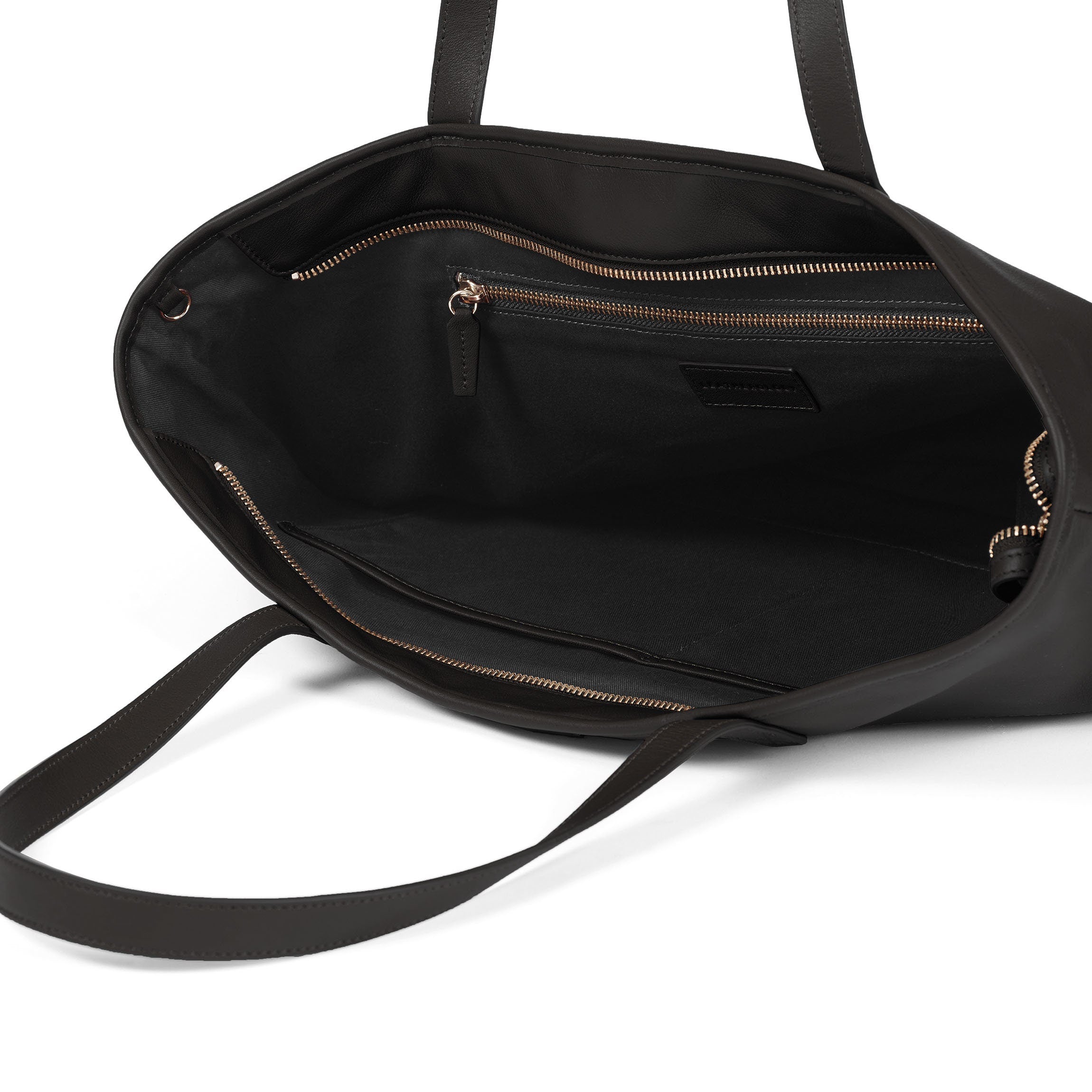Large Zippered Downtown Tote | Full grain leather, spacious