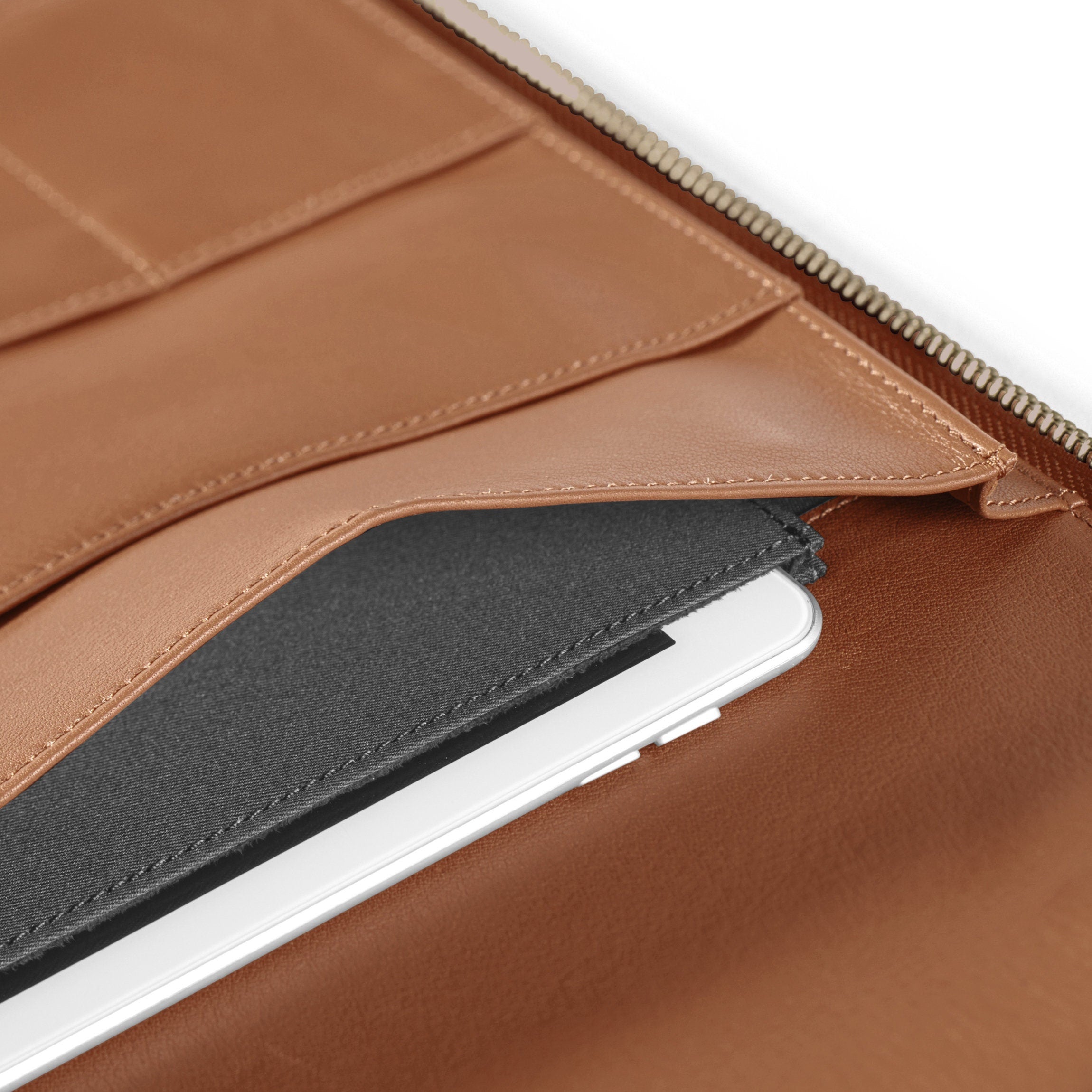 Left Handed Executive Zippered Portfolio | Full grain leather