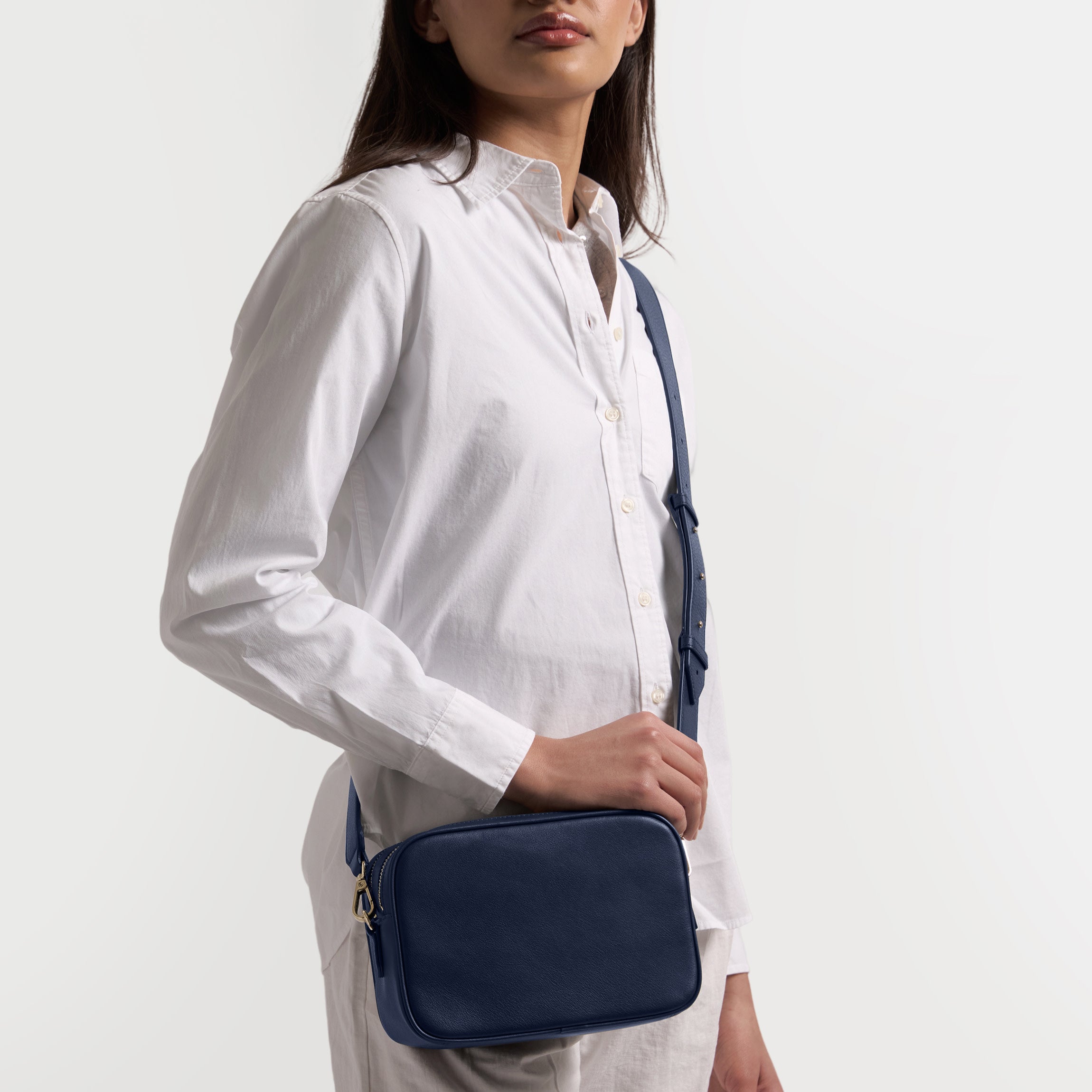 Meadow Double Zip Camera Bag | Full grain leather, secure camera