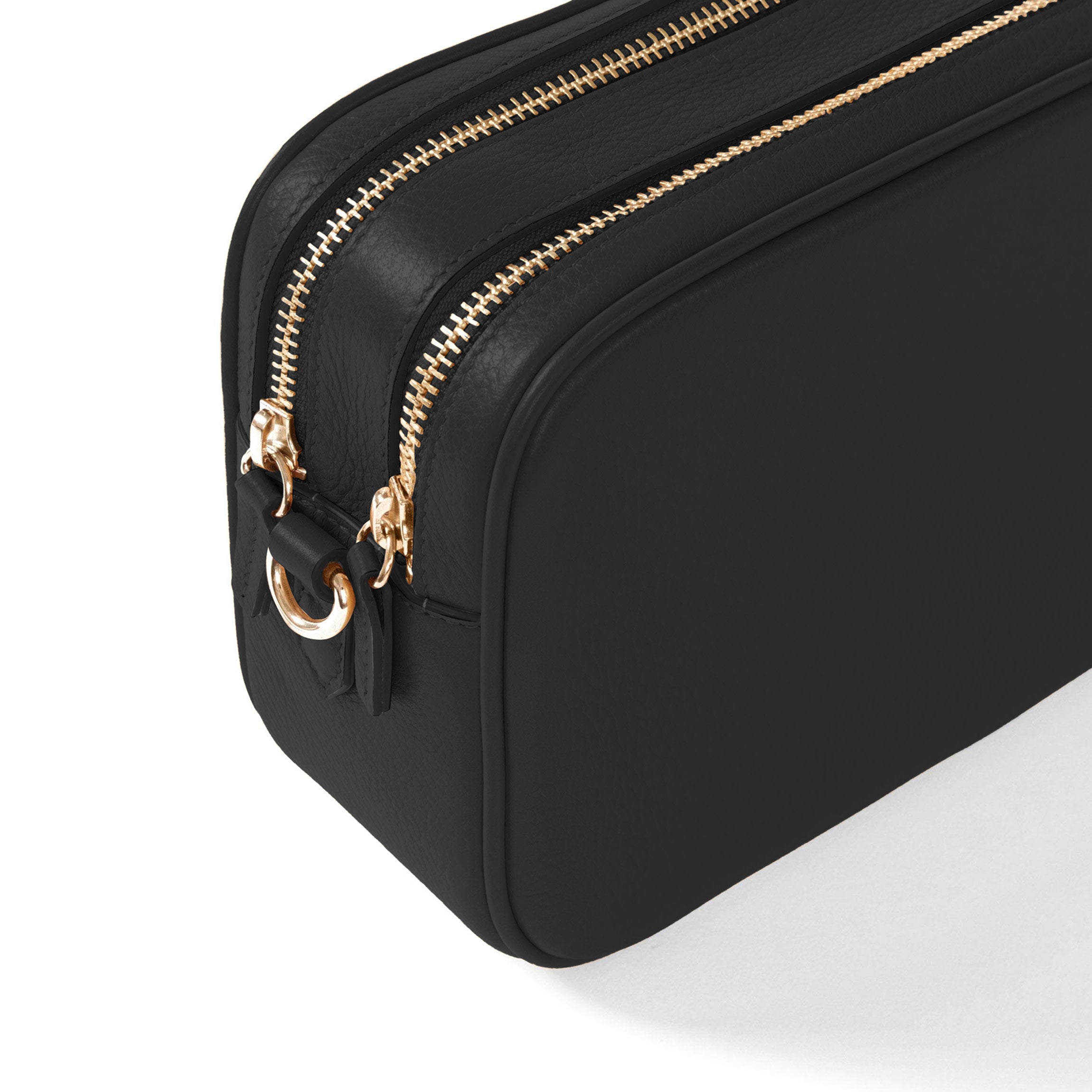 Meadow Double Zip Camera Bag | Full grain leather, secure camera