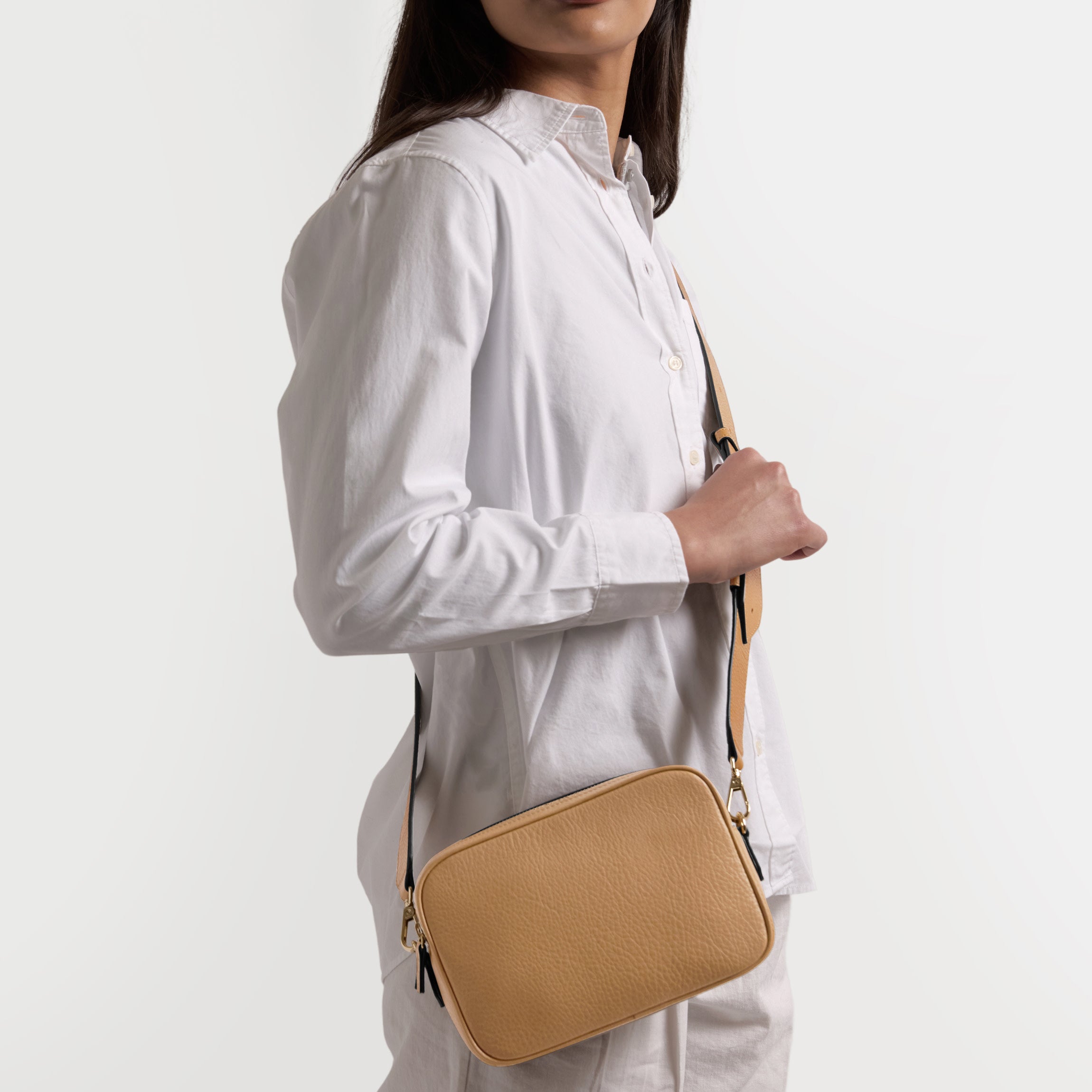 Meadow Double Zip Camera Bag | Full grain leather, secure camera