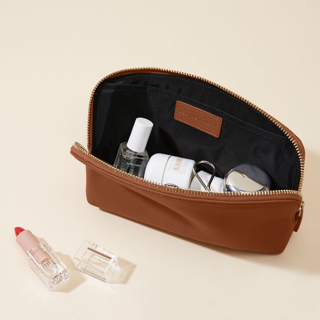 Medium-Makeup-Pouch-Saddle-638-224-2