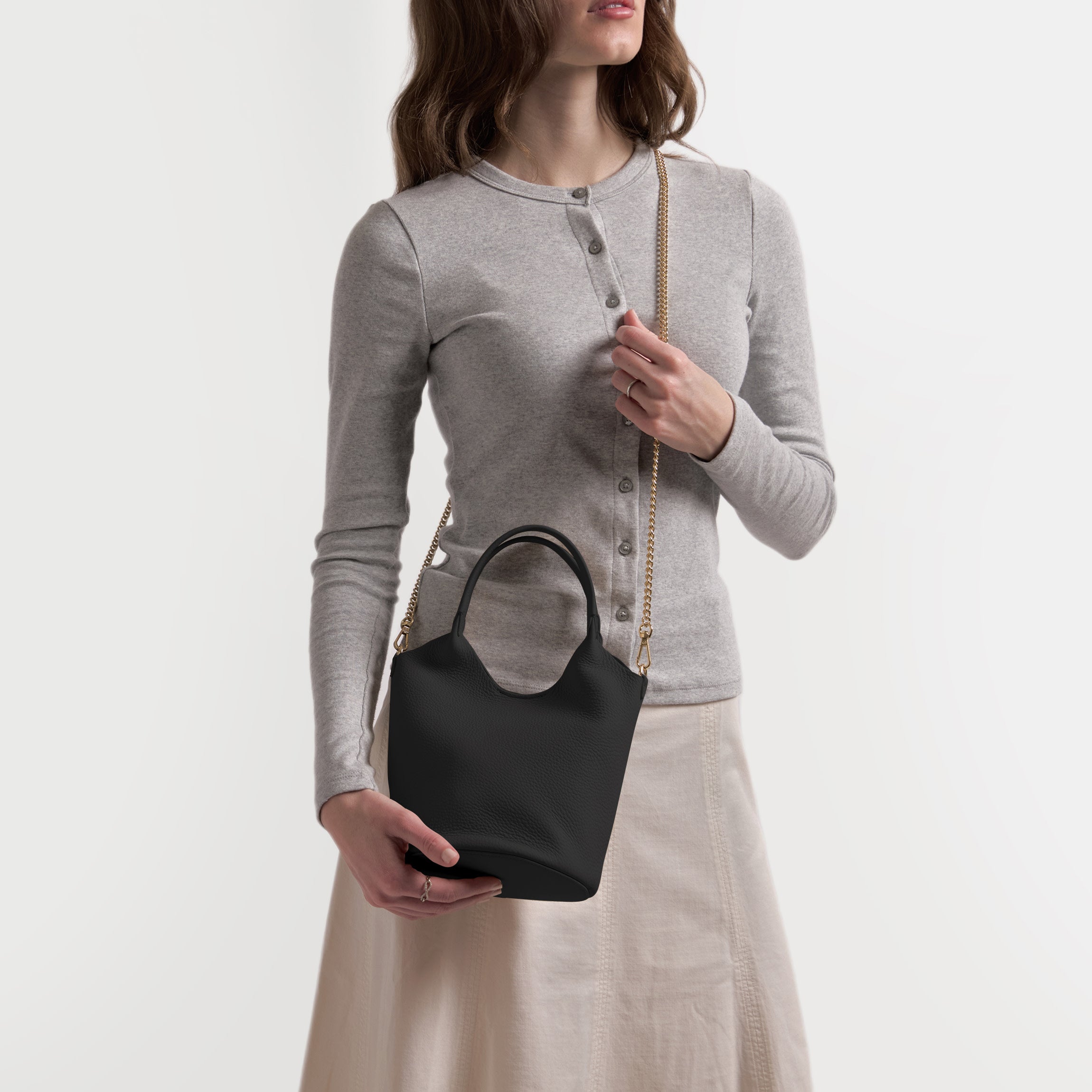 Mia Small Bucket Tote | Full Grain Leather Black Pebble – Leatherology