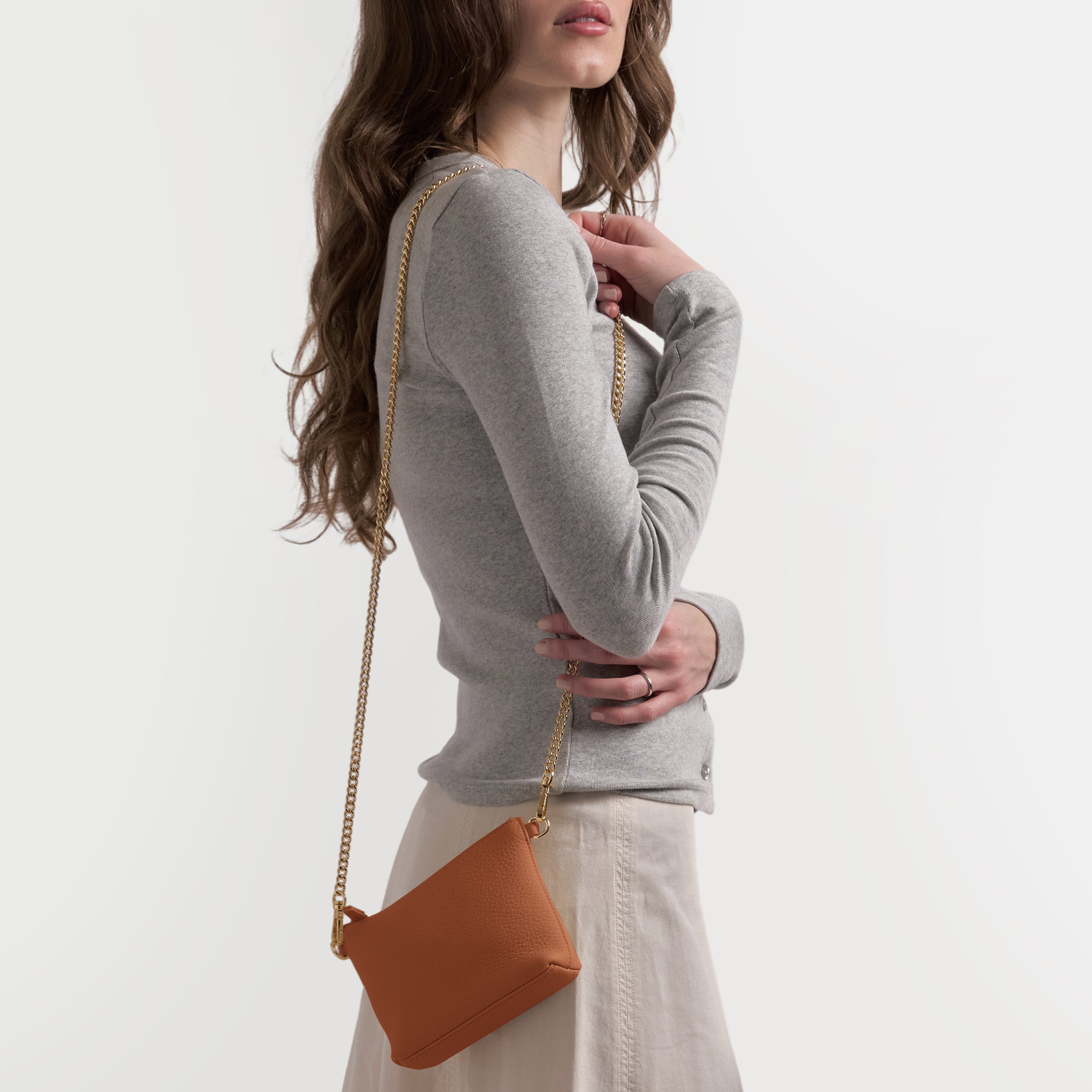 Mia Small Bucket Tote | Full Grain Leather Saddle Brown – Leatherology
