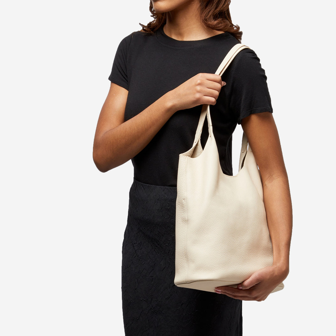 Mia-onfiguregrey-039-411