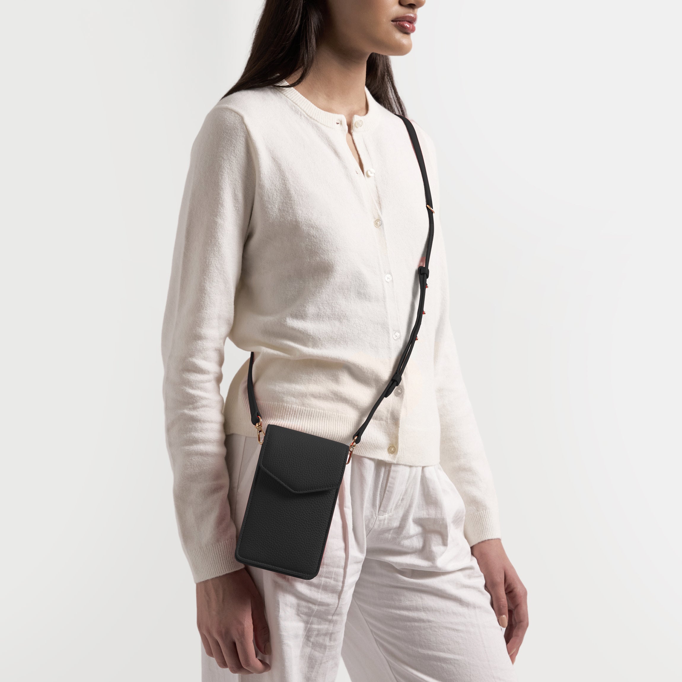 Mini Willow Crossbody | Full grain leather, hands-free convenience