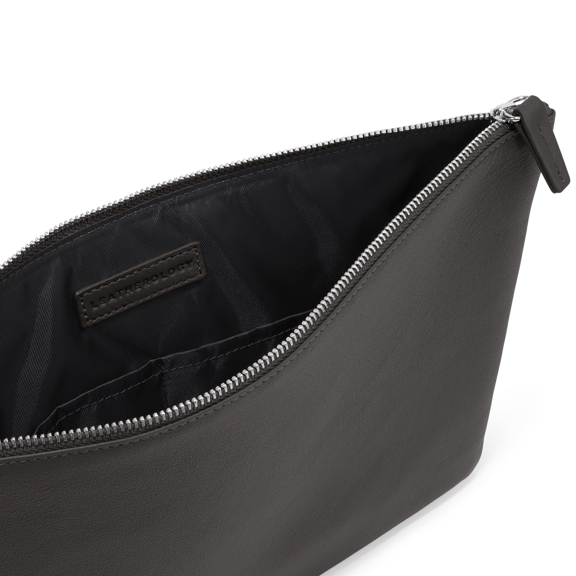 Slim Zippered iPad Case | Full grain leather, streamlined