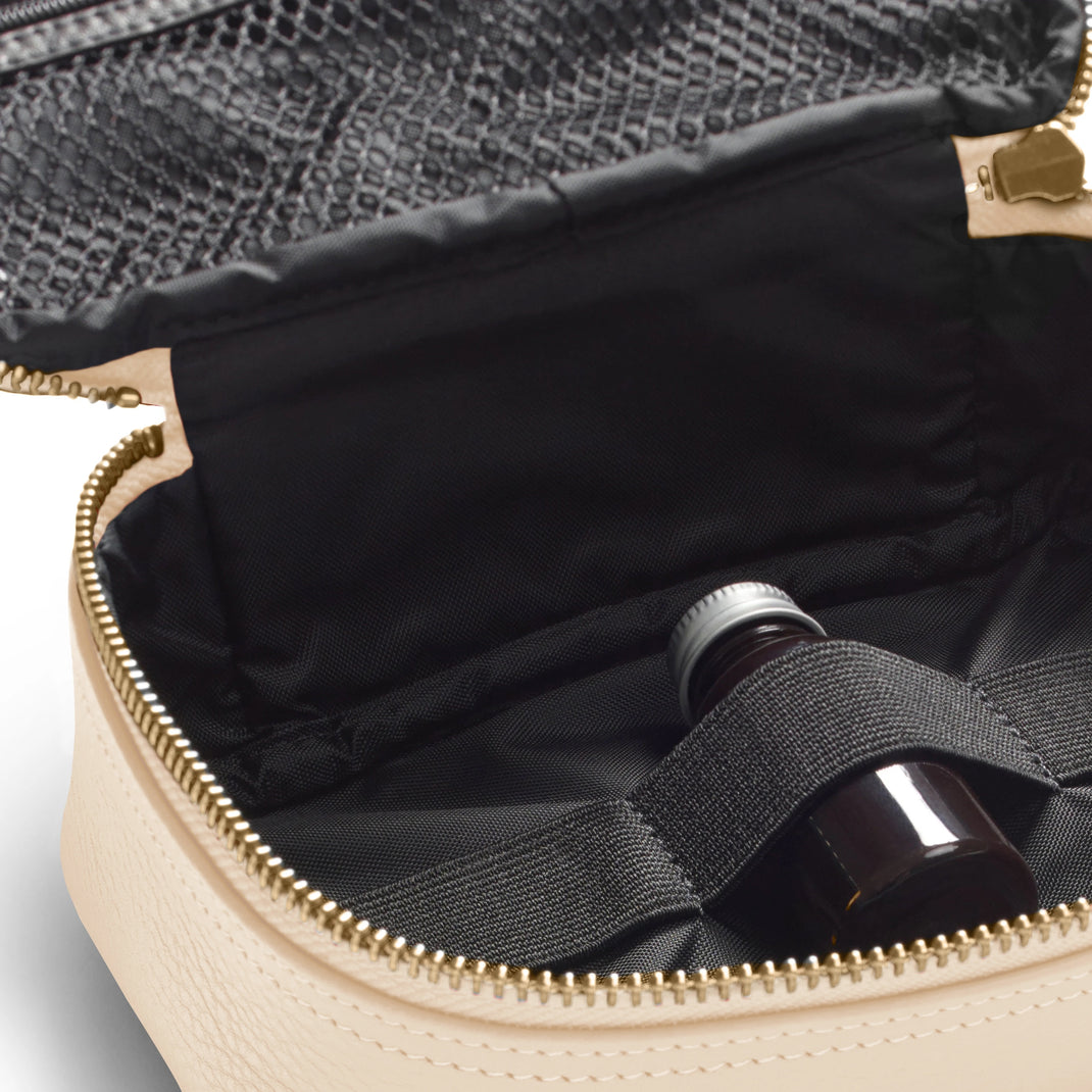 Small-Travel-Organizer-Sand-621-411-1