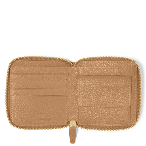 Small Zippered Wallet | Full grain leather, compact and secure