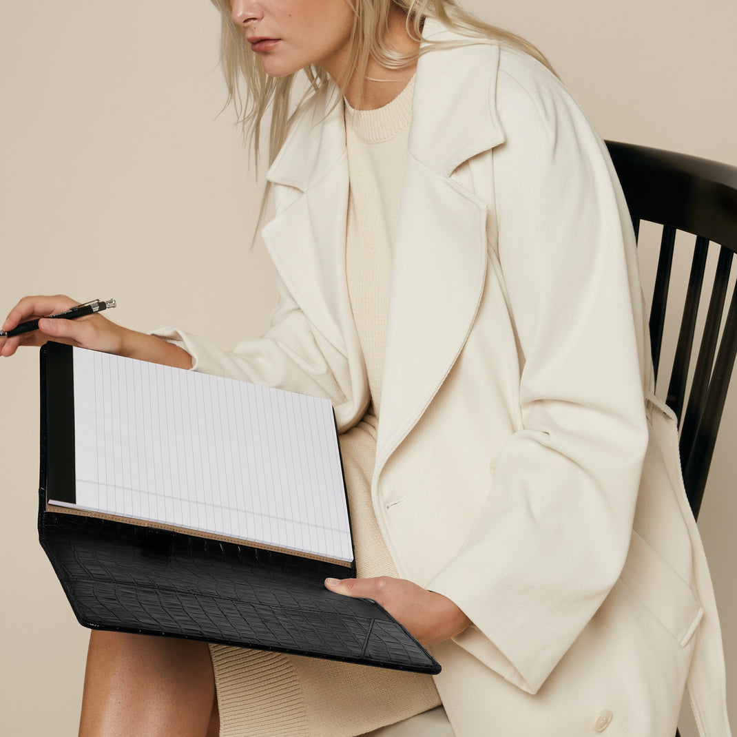 Standard-Padfolio-Black-643-355-On-figure-1