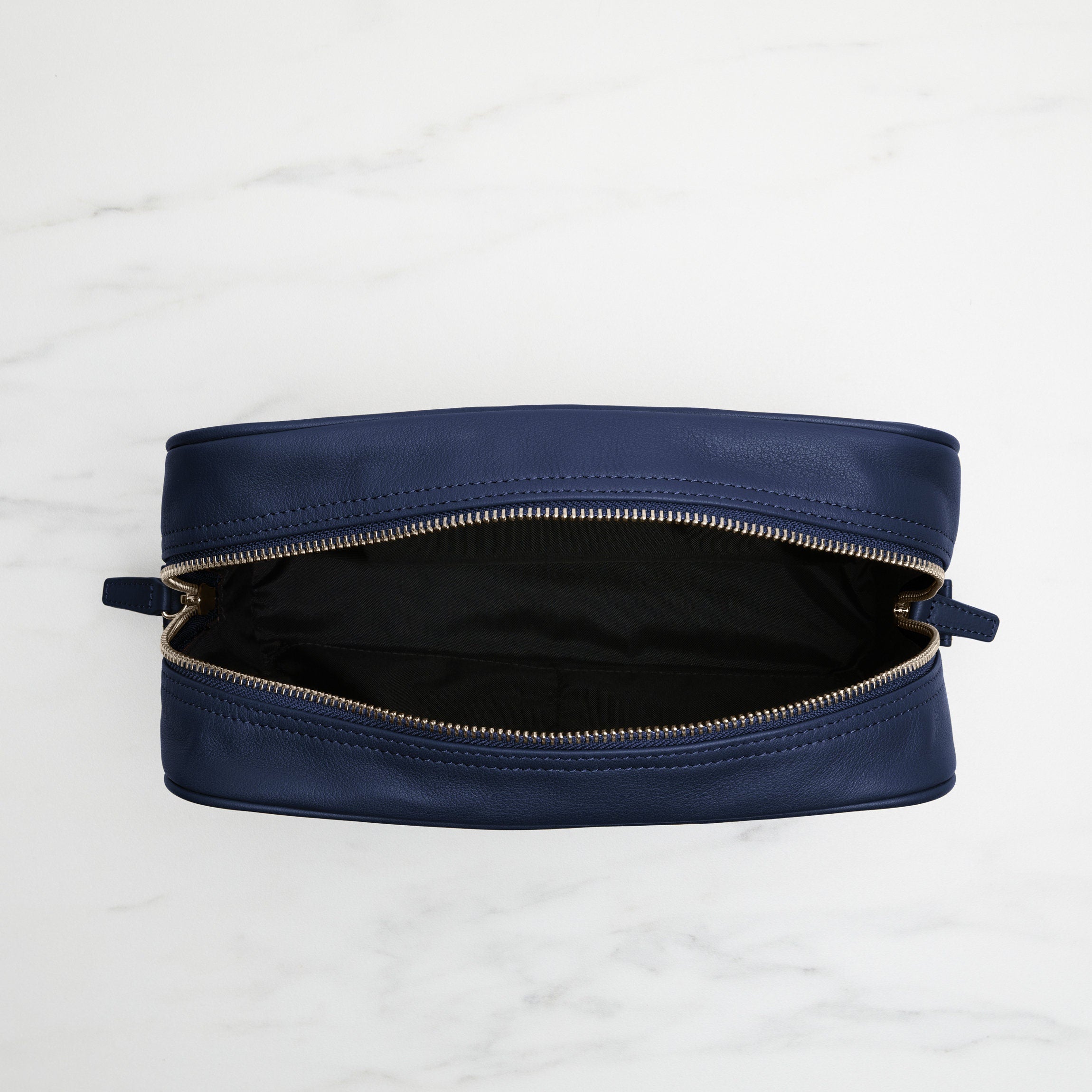 Top Zip Toiletry Bag Full grain leather, essential travel