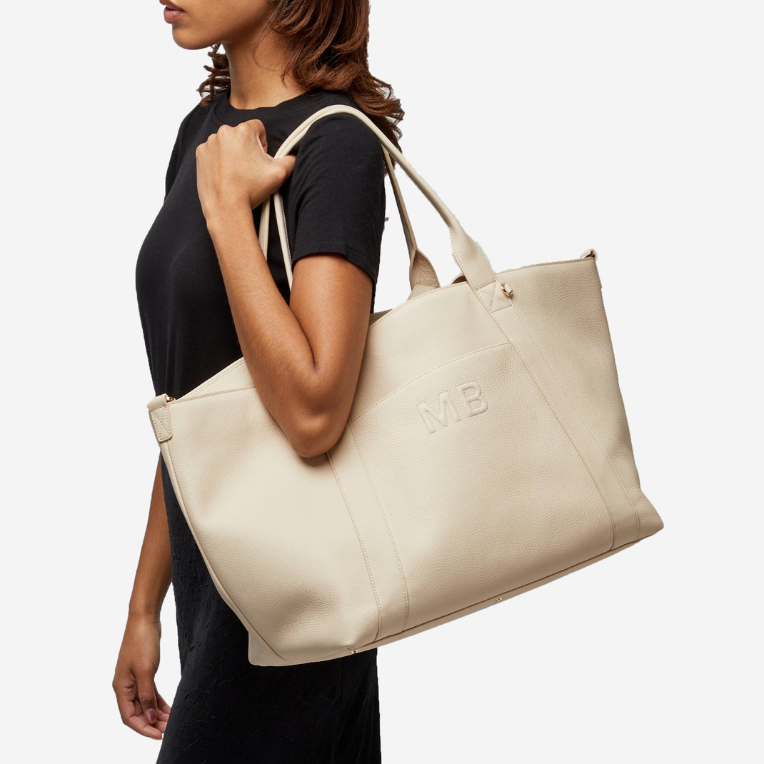 Transit-Travel-Totegrey-sand-Pebble-061-411-8