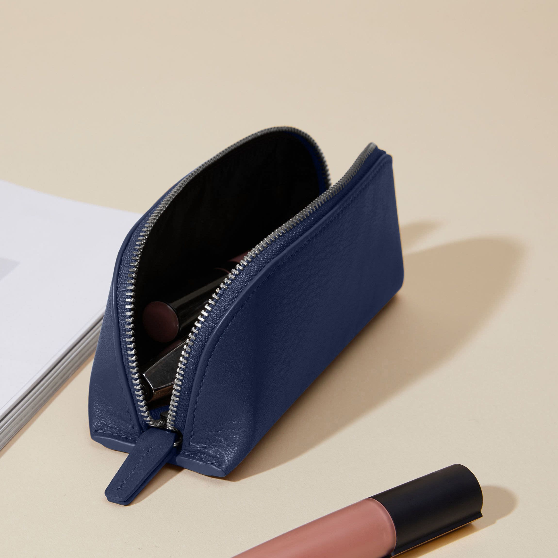 Zip Sunglass Case | Full grain leather, protective eyewear storage