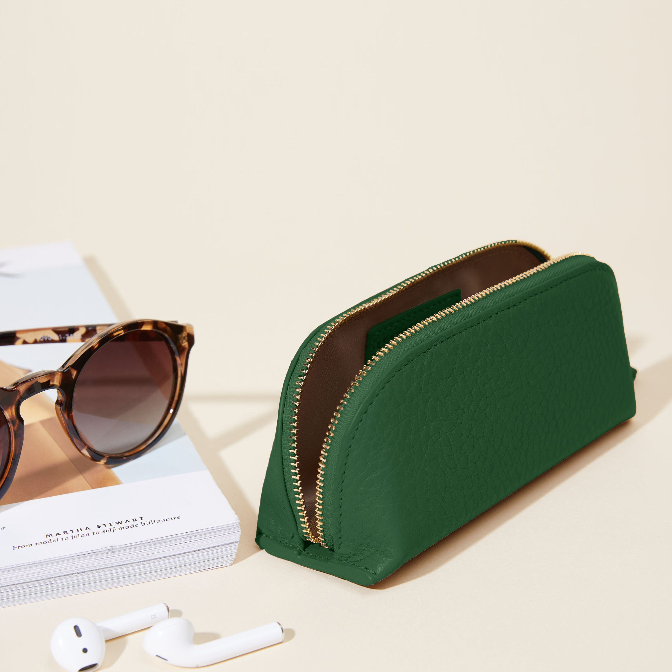 Zip Sunglass Case | Full grain leather, protective eyewear storage