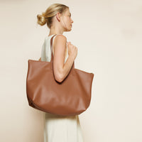 Aleena Soft Zippered Tote Black Onyx