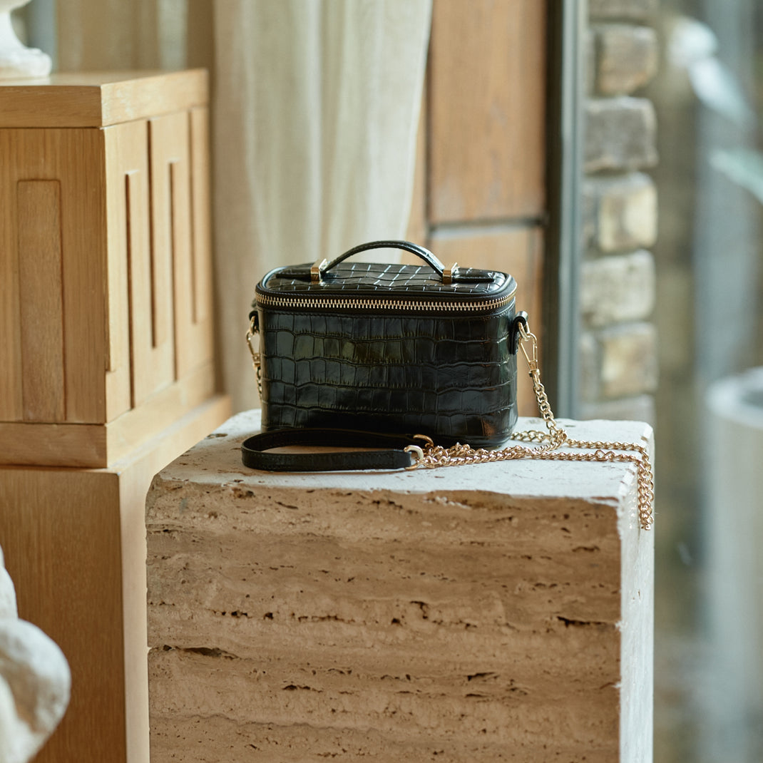 maddie-micro-blackcroc-355-640-E