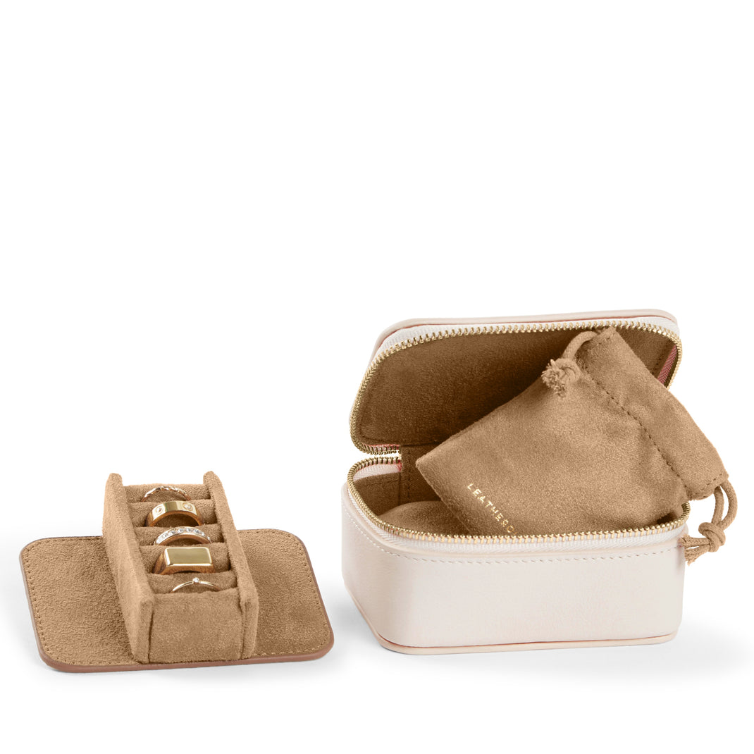 new-Small-Jewelry-Ring-Box-White-R70-152-1