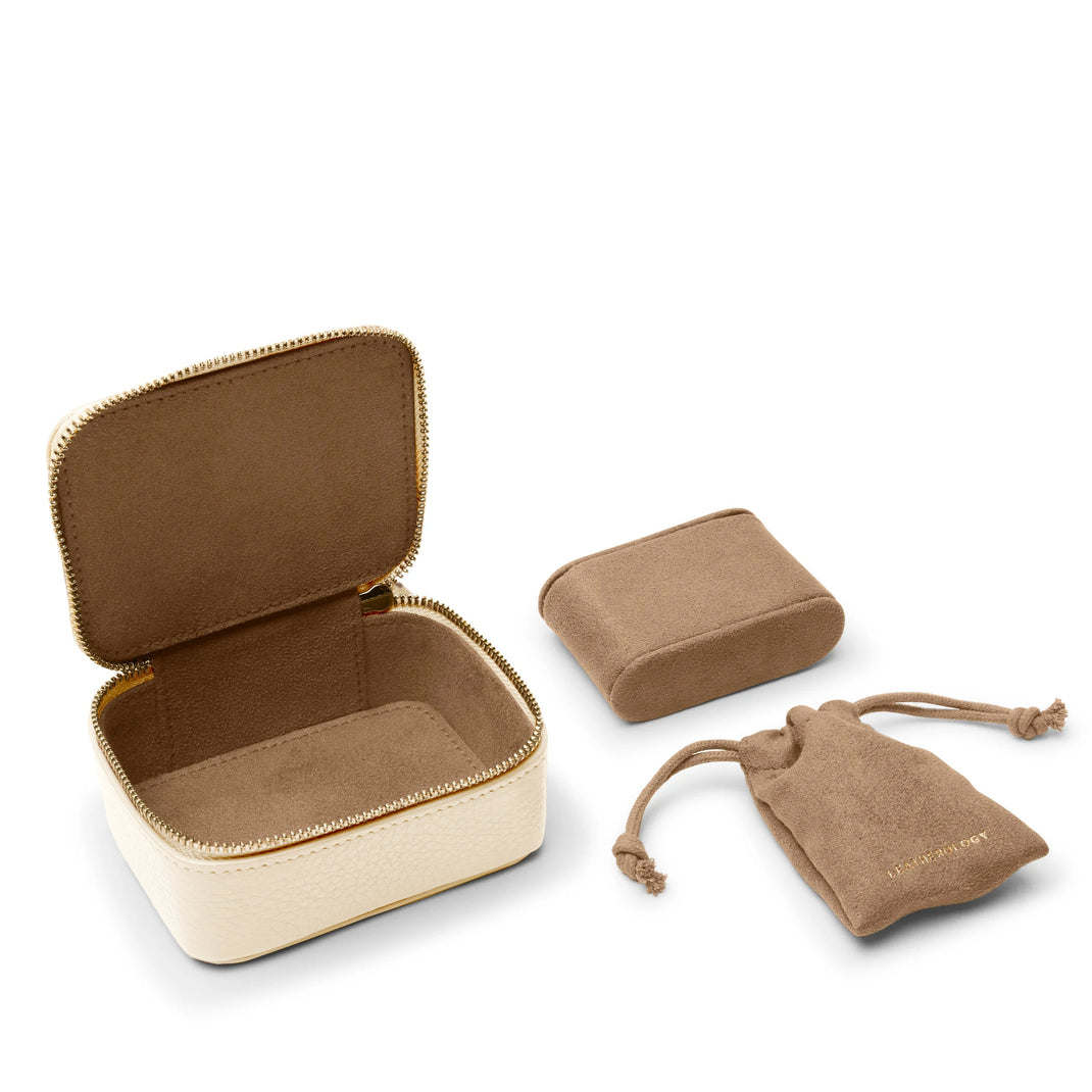 new-Travel-Watch-Box-Sand-W70-411-1