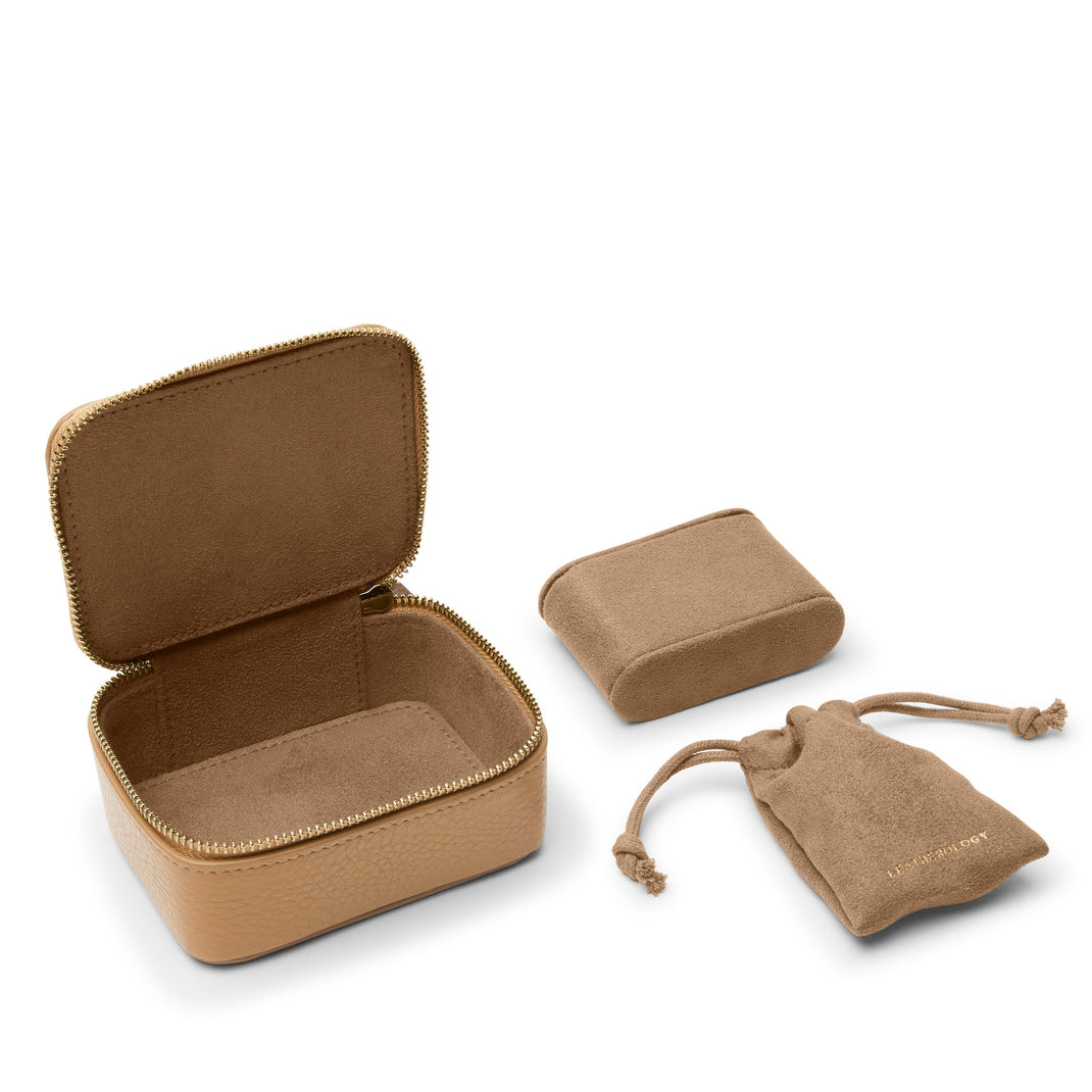 new-Travel-Watch-Box-Tan-W70-352-1