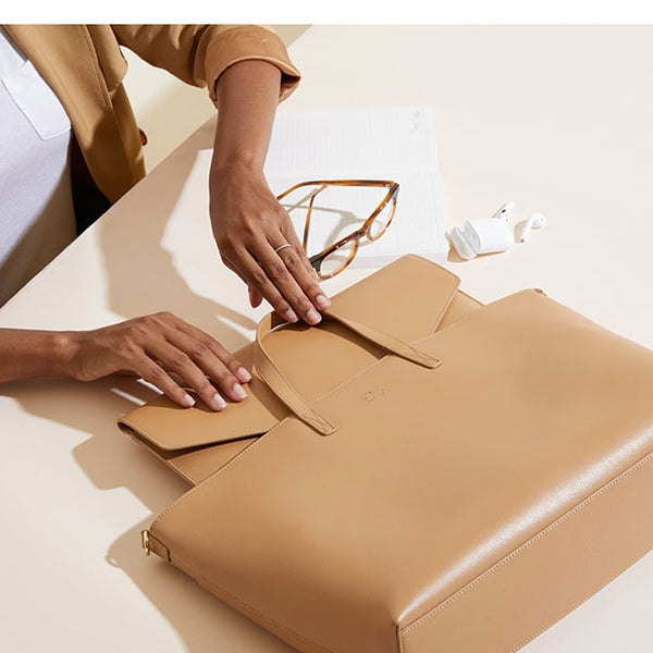 バッグ・カバンその他 THE ROW JOUVE BEIGE LEATHER BAG W1772L145BASF.jpg?v=1744225662