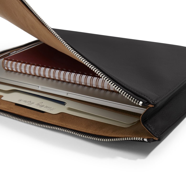 Gusseted Document and Laptop Holder